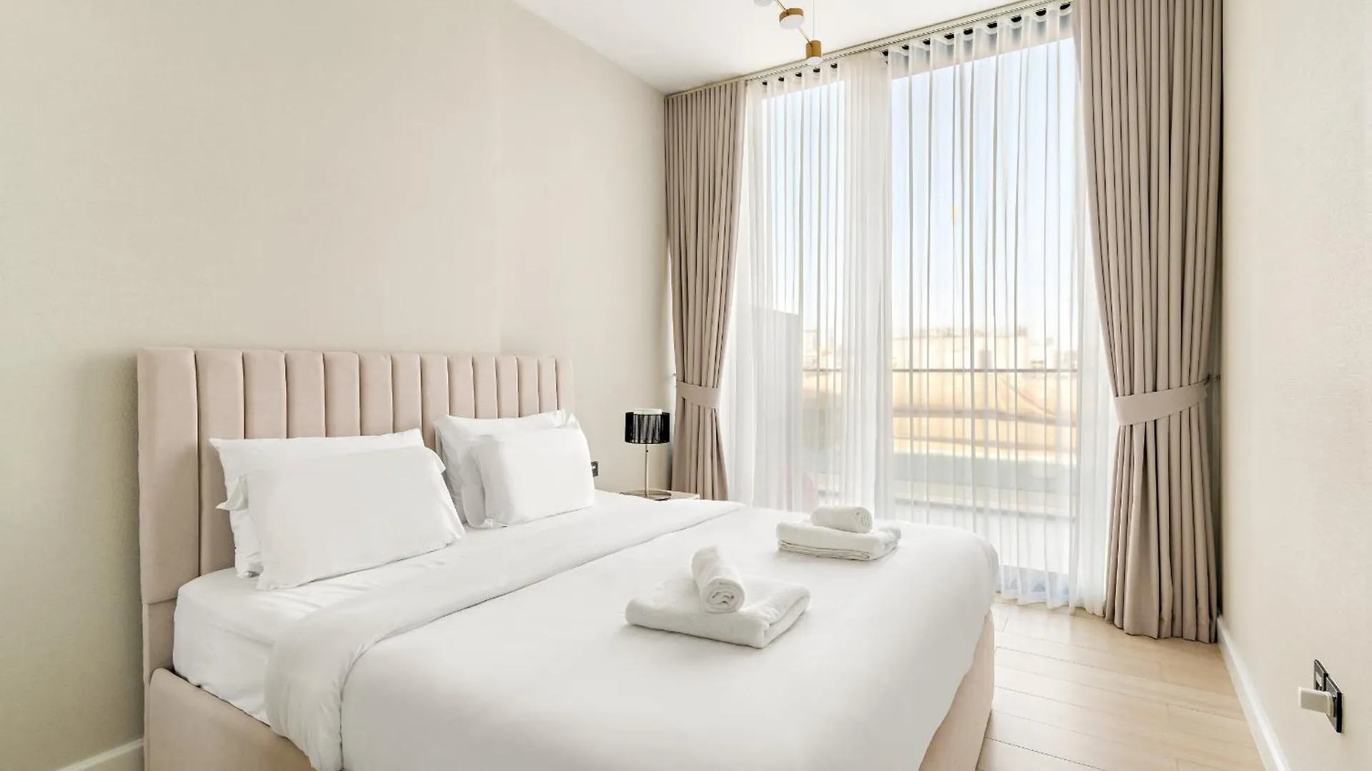 Vayk - Luxurious 2 Bd With Private Jacuzzi In Jvc Apartment Dubai