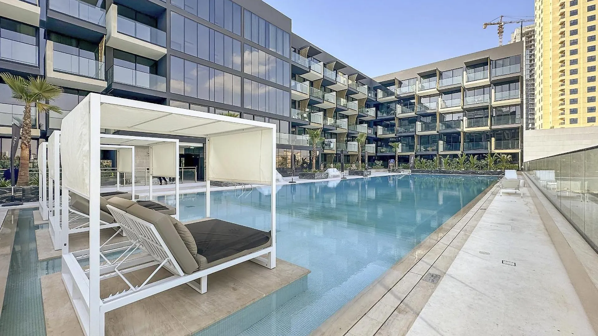 Vayk - Luxurious 2 Bd With Private Jacuzzi In Jvc Apartment Dubai
